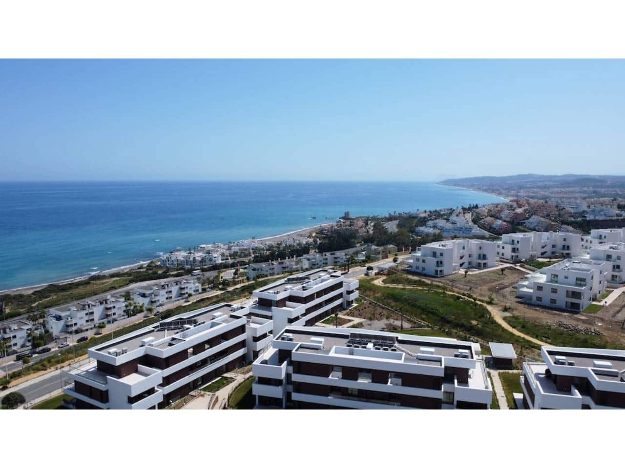 3 chambre Penthouse à vendre à Casares avec piscine garage - 870 000 € (Ref: 8738612)