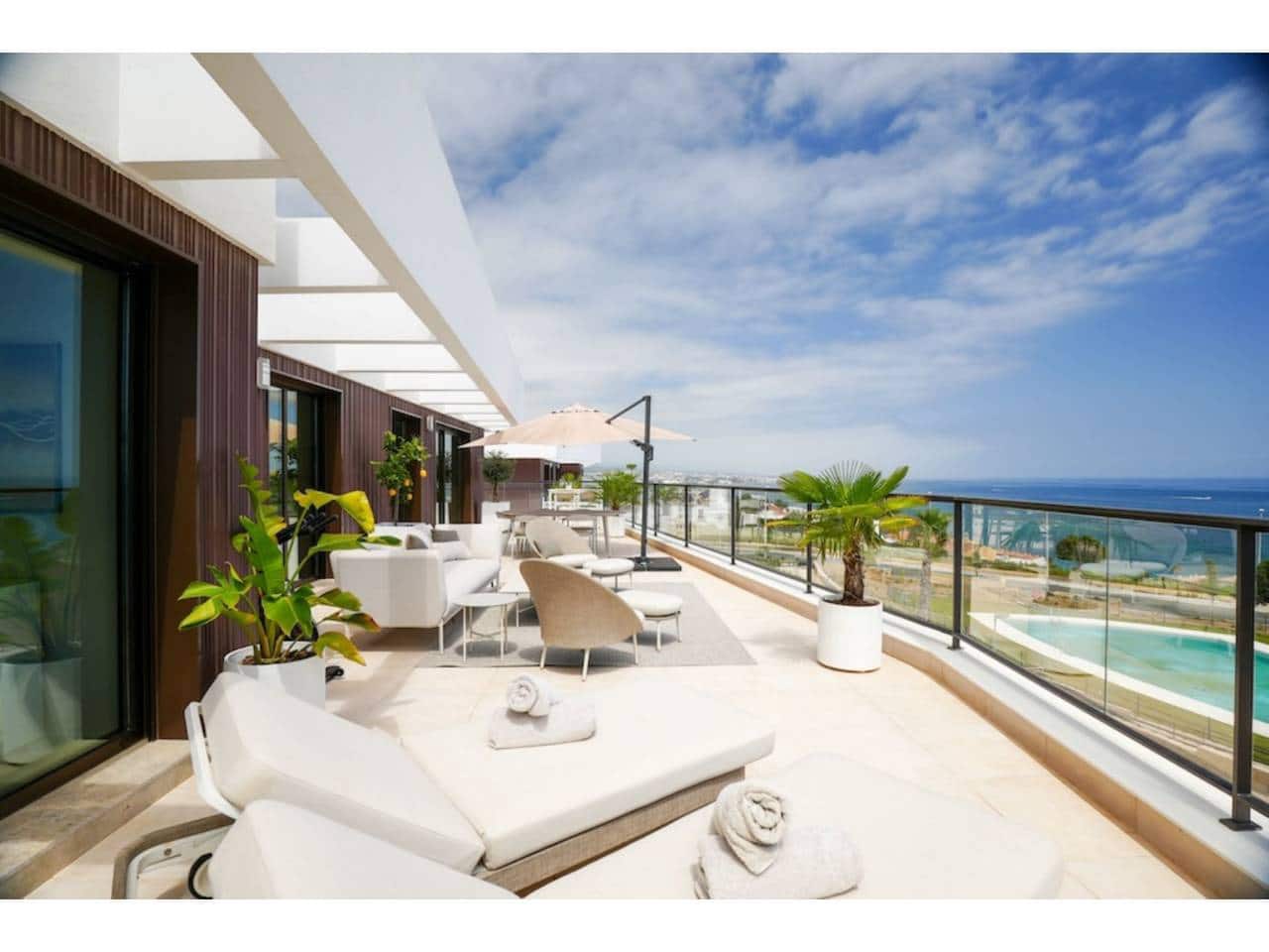 3 chambre Penthouse à vendre à Casares avec piscine garage - 870 000 € (Ref: 8738612)