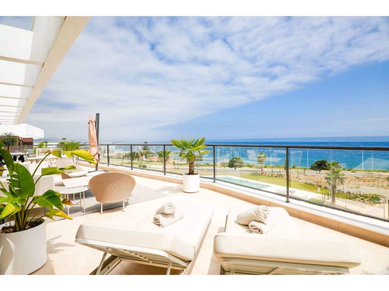 3 chambre Penthouse à vendre à Casares avec piscine garage - 870 000 € (Ref: 8738612)