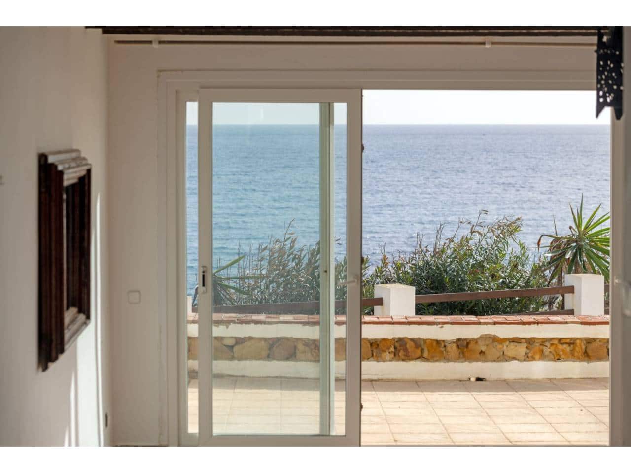 3 chambre Villa/Maison à vendre à Manilva avec piscine garage - 2 995 000 € (Ref: 8775761)