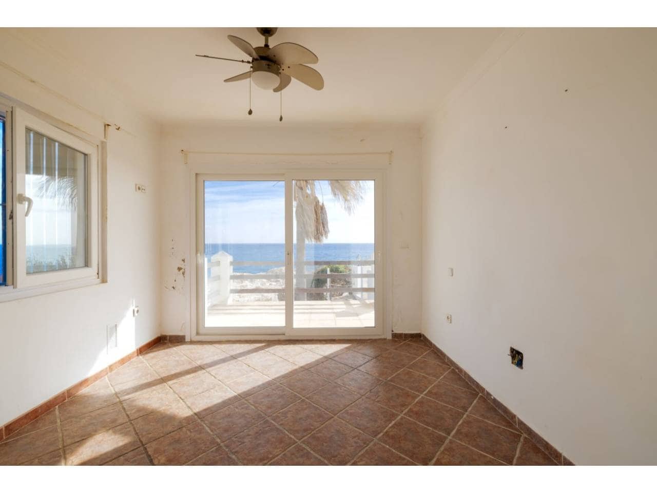 3 chambre Villa/Maison à vendre à Manilva avec piscine garage - 2 995 000 € (Ref: 8775761)