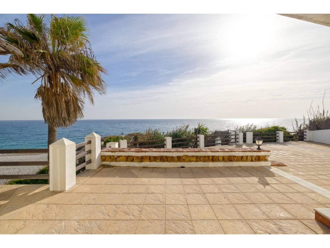 3 chambre Villa/Maison à vendre à Manilva avec piscine garage - 2 995 000 € (Ref: 8775761)