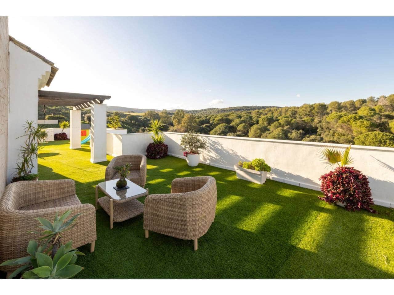 3 Zimmer Penthouse zu verkaufen in La Alcaidesa mit Pool Garage - 575.000 € (Ref: 8812025)