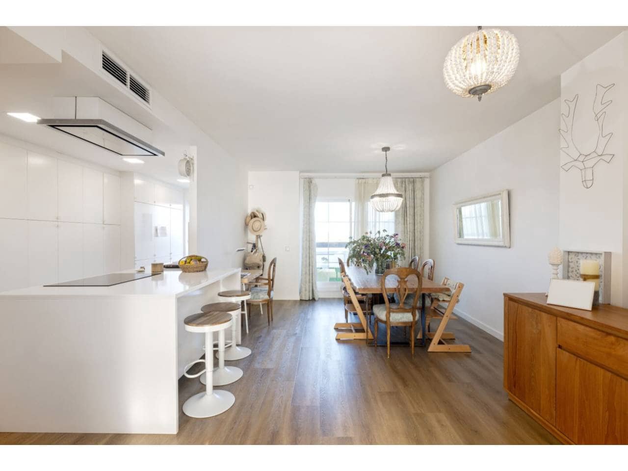 3 Zimmer Penthouse zu verkaufen in La Alcaidesa mit Pool Garage - 575.000 € (Ref: 8812025)