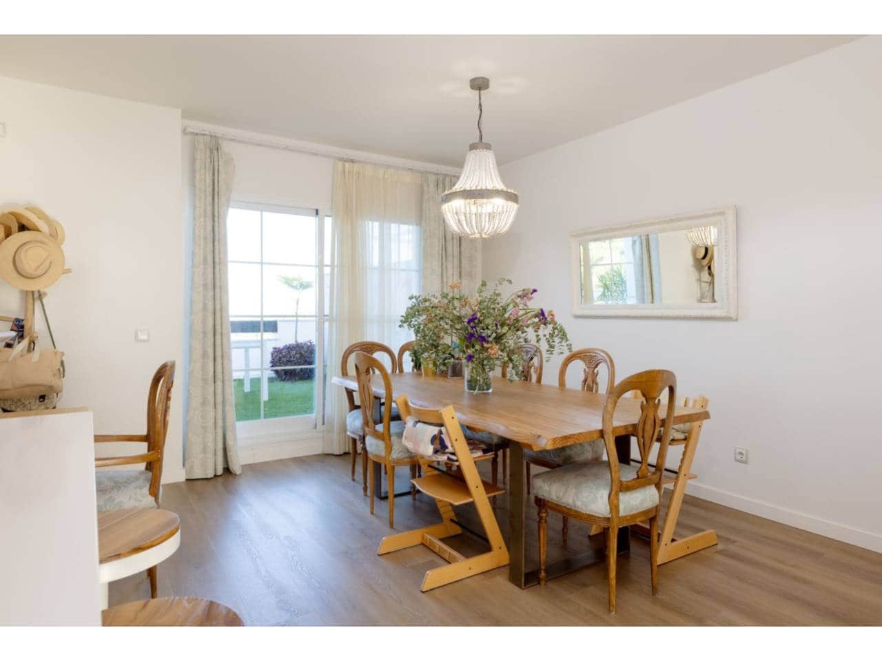 3 Zimmer Penthouse zu verkaufen in La Alcaidesa mit Pool Garage - 575.000 € (Ref: 8812025)