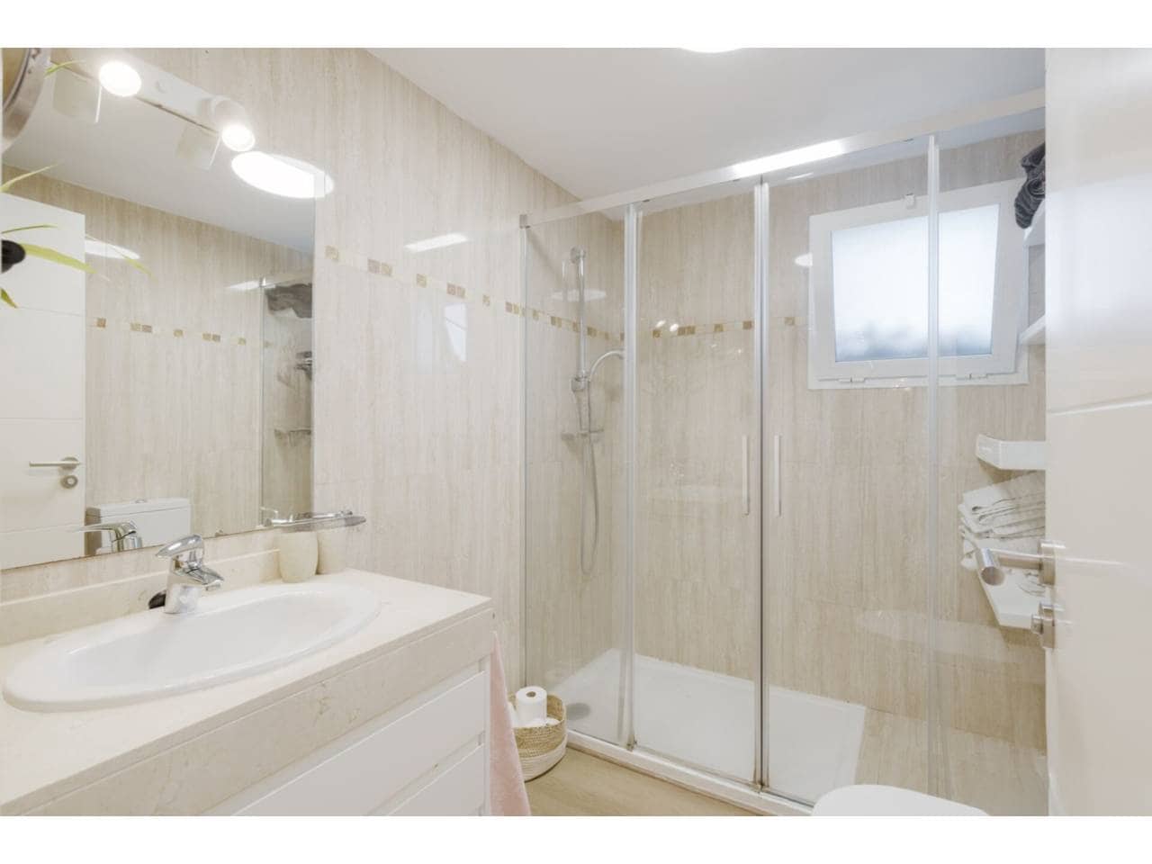 3 Zimmer Penthouse zu verkaufen in La Alcaidesa mit Pool Garage - 575.000 € (Ref: 8812025)