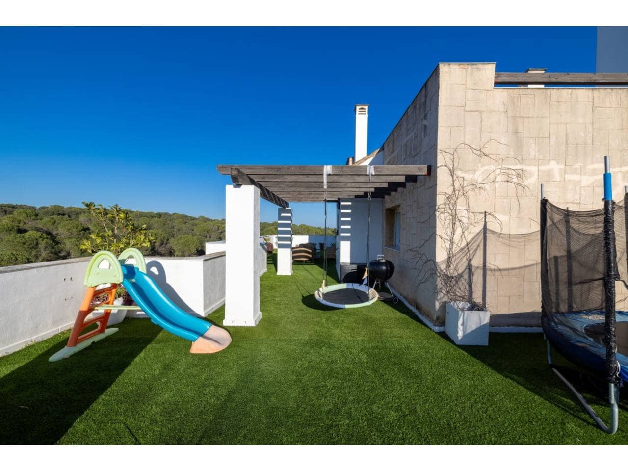 3 Zimmer Penthouse zu verkaufen in La Alcaidesa mit Pool Garage - 575.000 € (Ref: 8812025)