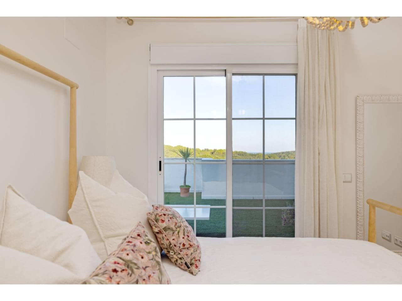 3 Zimmer Penthouse zu verkaufen in La Alcaidesa mit Pool Garage - 575.000 € (Ref: 8812025)