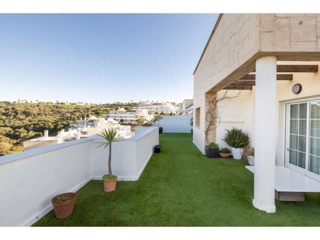 3 Zimmer Penthouse zu verkaufen in La Alcaidesa mit Pool Garage - 575.000 € (Ref: 8812025)