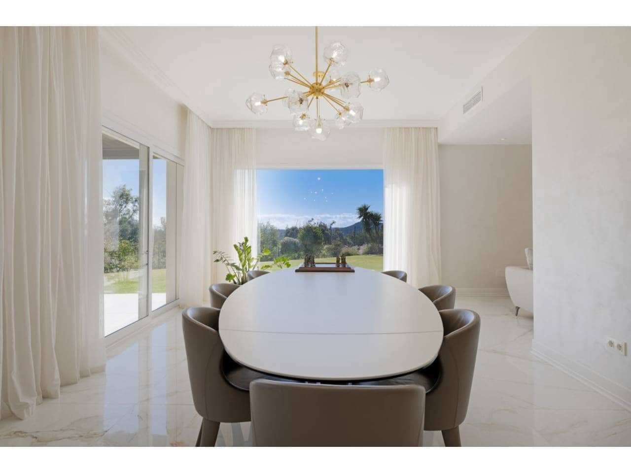 6 chambre Villa/Maison à vendre à Sotogrande avec piscine garage - 3 850 000 € (Ref: 8847093)