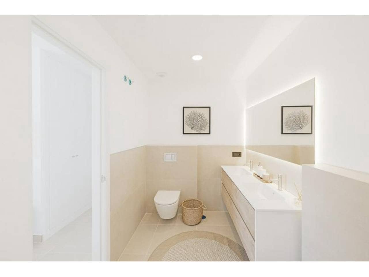 Apartamento de 2 habitaciones en Casares en venta con piscina garaje - 475.000 € (Ref: 8851083)