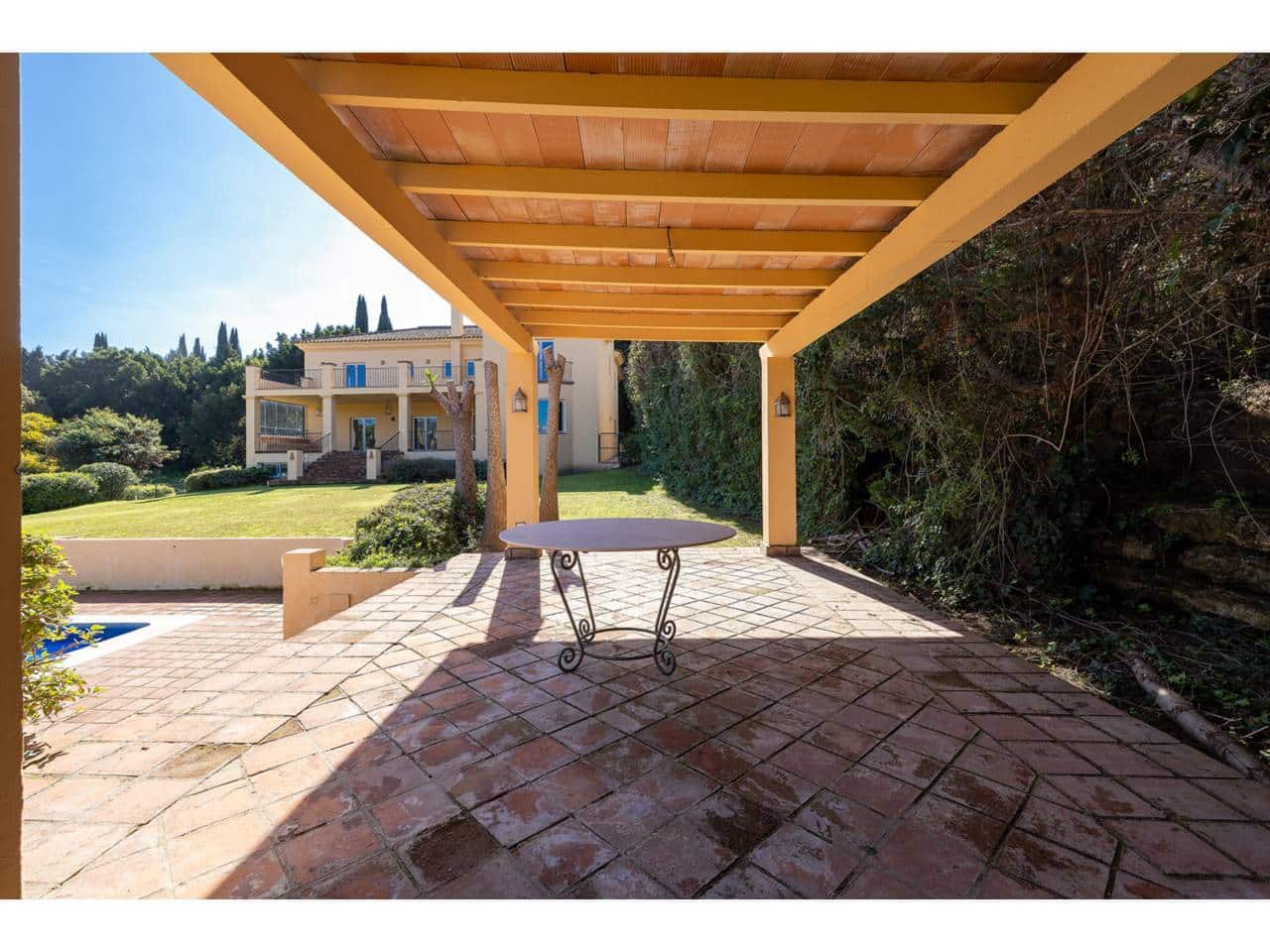 6 chambre Villa/Maison à vendre à Sotogrande avec piscine garage - 1 995 000 € (Ref: 8879300)