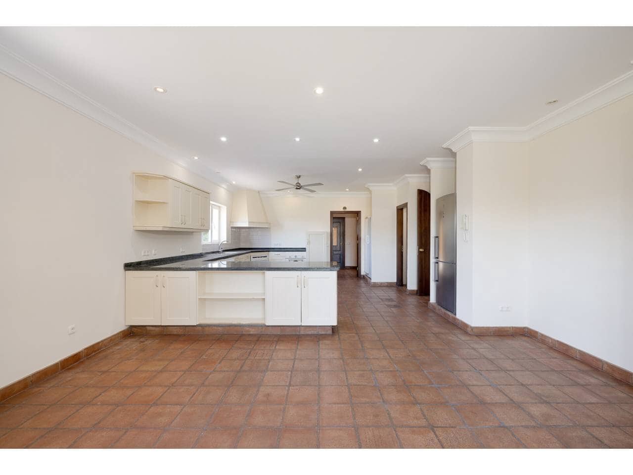 6 chambre Villa/Maison à vendre à Sotogrande avec piscine garage - 1 995 000 € (Ref: 8879300)