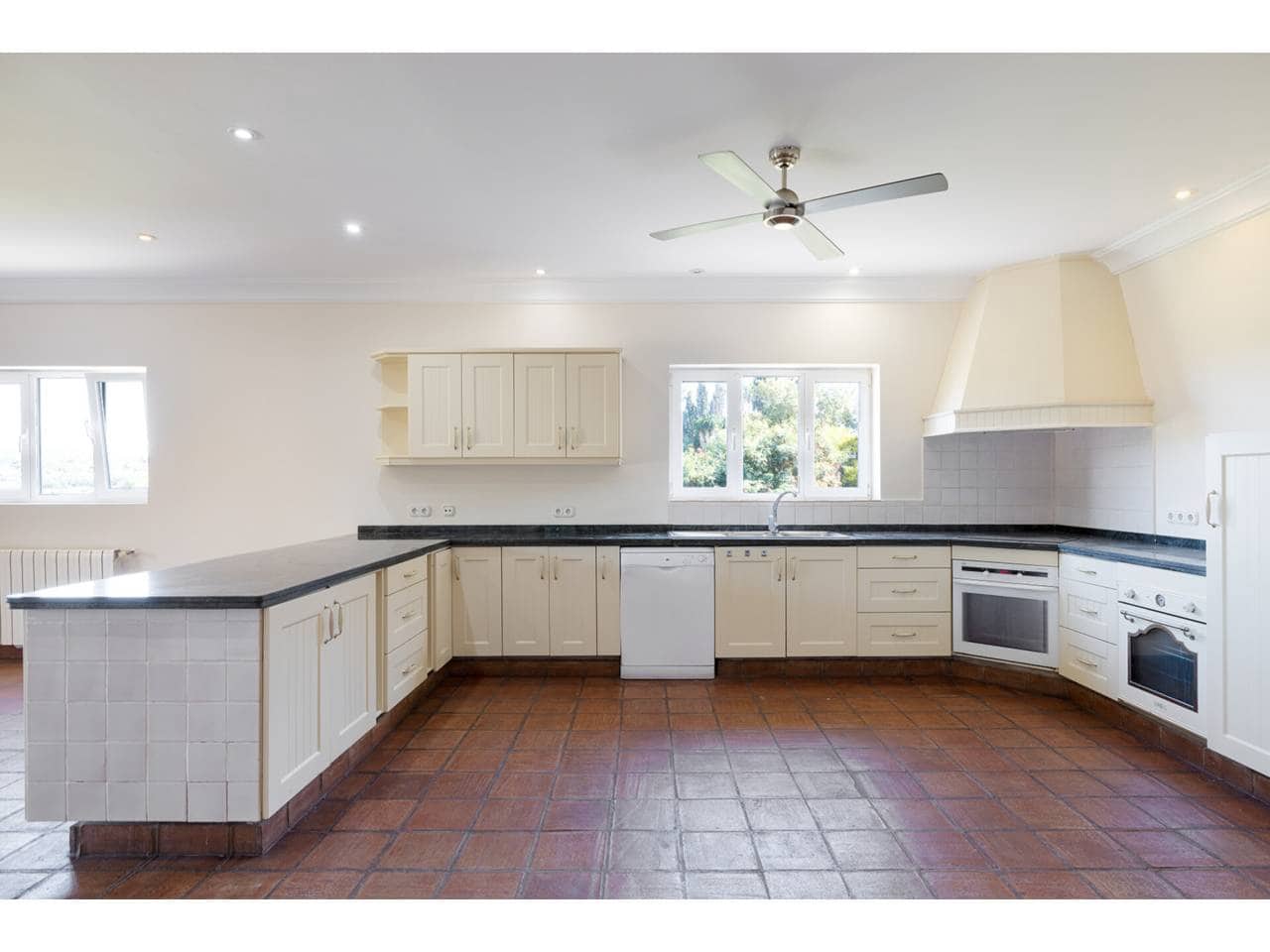 6 chambre Villa/Maison à vendre à Sotogrande avec piscine garage - 1 995 000 € (Ref: 8879300)