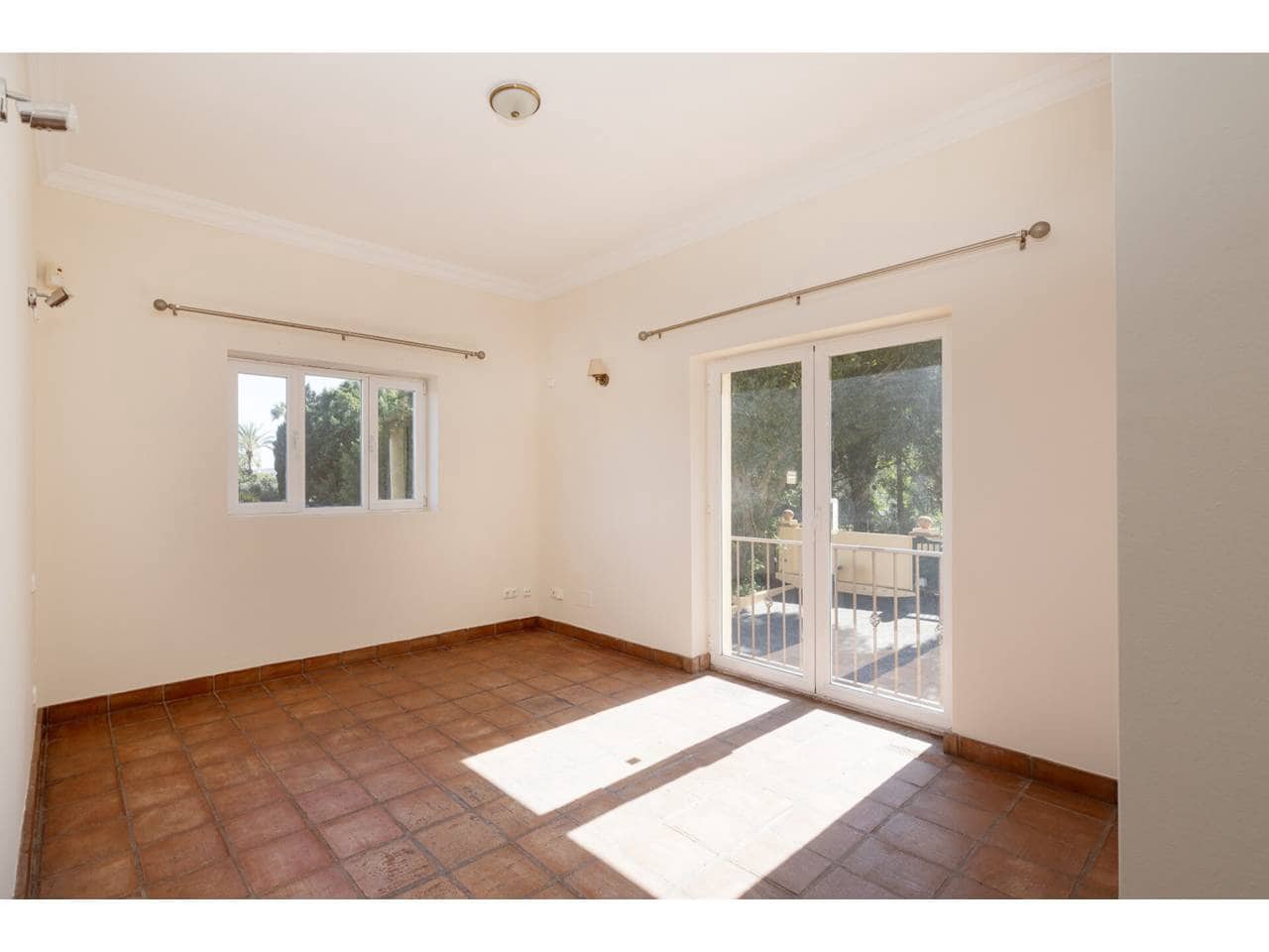 6 chambre Villa/Maison à vendre à Sotogrande avec piscine garage - 1 995 000 € (Ref: 8879300)