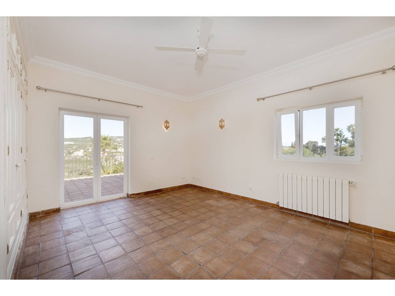 6 chambre Villa/Maison à vendre à Sotogrande avec piscine garage - 1 995 000 € (Ref: 8879300)