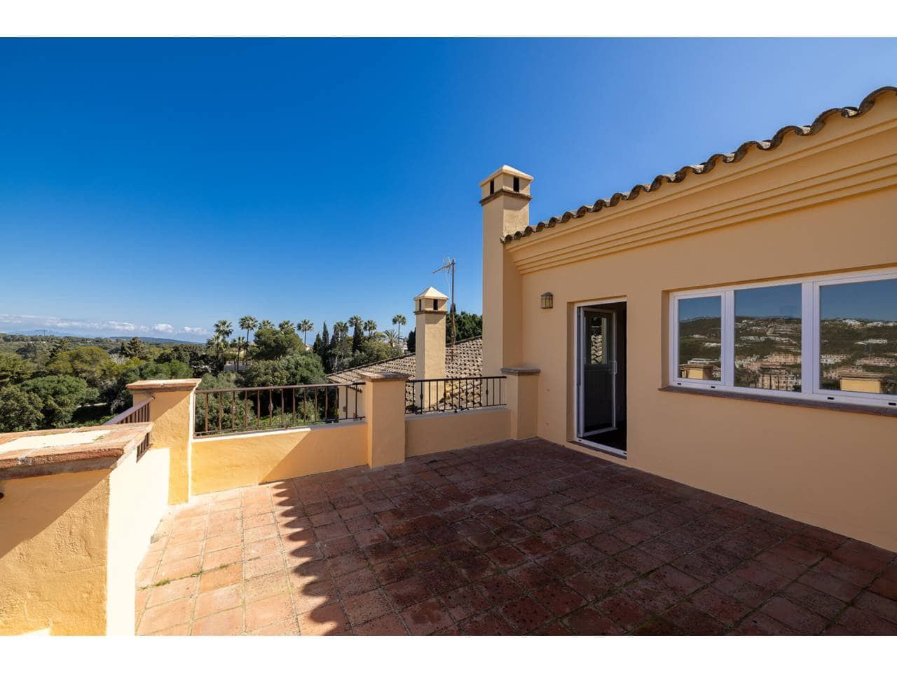 6 chambre Villa/Maison à vendre à Sotogrande avec piscine garage - 1 995 000 € (Ref: 8879300)