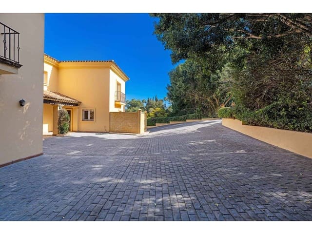 6 chambre Villa/Maison à vendre à Sotogrande Alto, San Roque avec piscine garage - 1 995 000 € (Ref: 8879300)