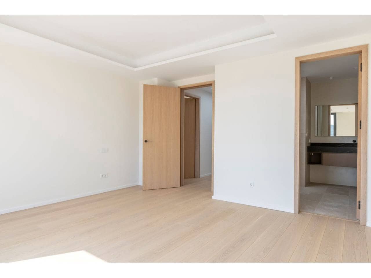 8 Zimmer Villa zu verkaufen in Sotogrande mit Pool Garage - 6.975.000 € (Ref: 8879301)