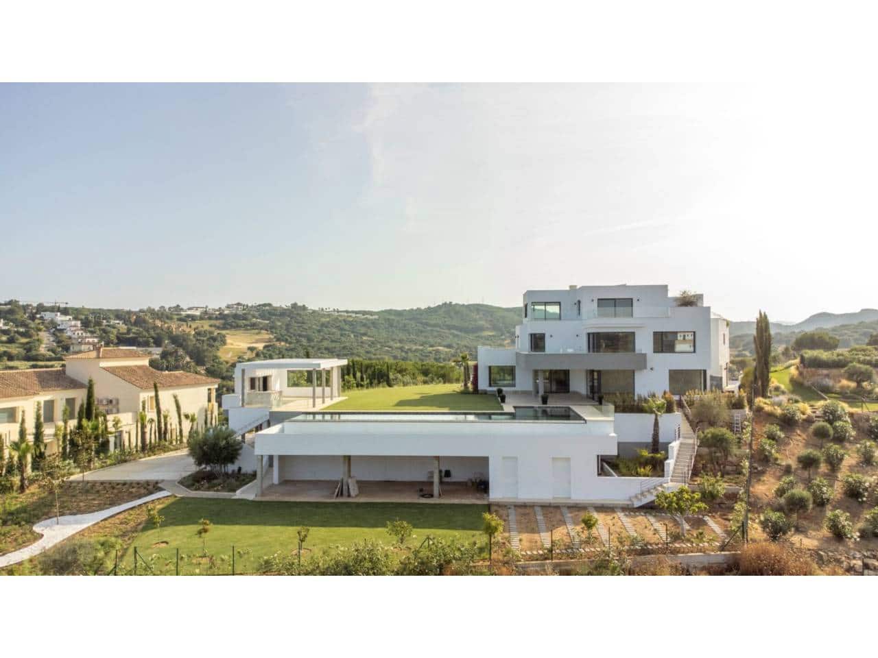 8 Zimmer Villa zu verkaufen in Sotogrande mit Pool Garage - 6.975.000 € (Ref: 8879301)