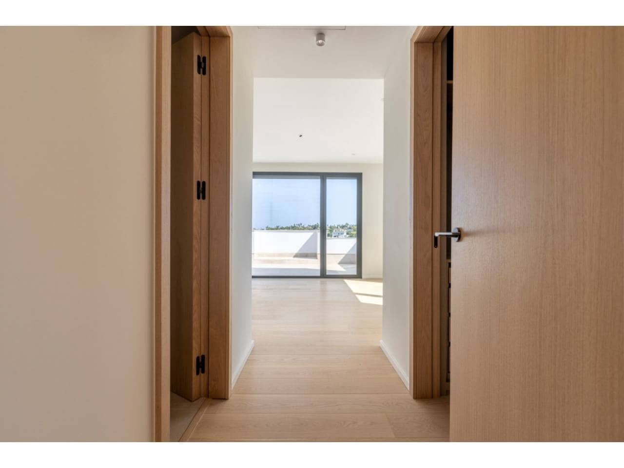 8 Zimmer Villa zu verkaufen in Sotogrande mit Pool Garage - 6.975.000 € (Ref: 8879301)