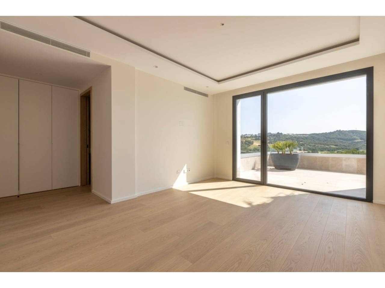 8 Zimmer Villa zu verkaufen in Sotogrande mit Pool Garage - 6.975.000 € (Ref: 8879301)