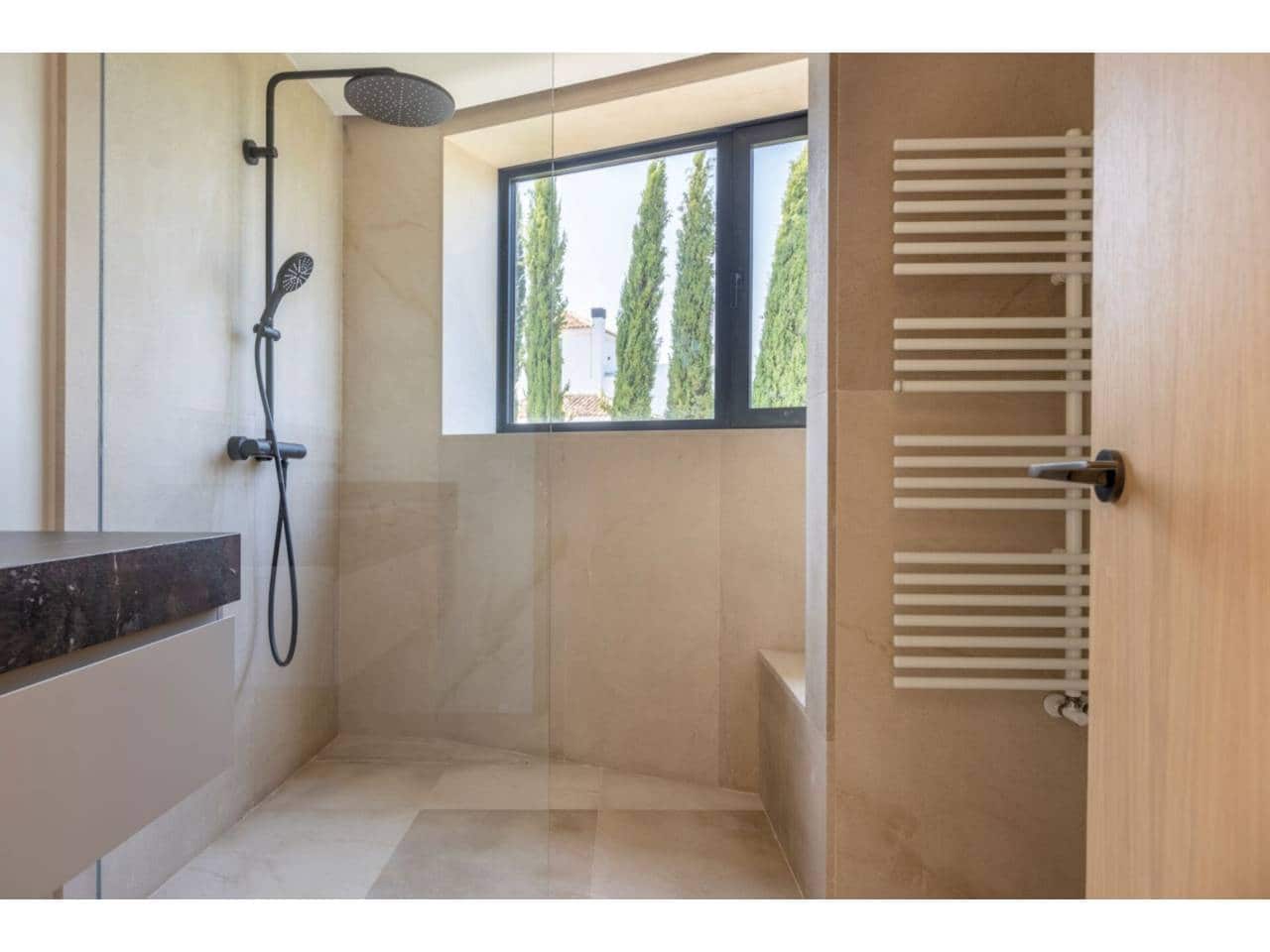 8 Zimmer Villa zu verkaufen in Sotogrande mit Pool Garage - 6.975.000 € (Ref: 8879301)