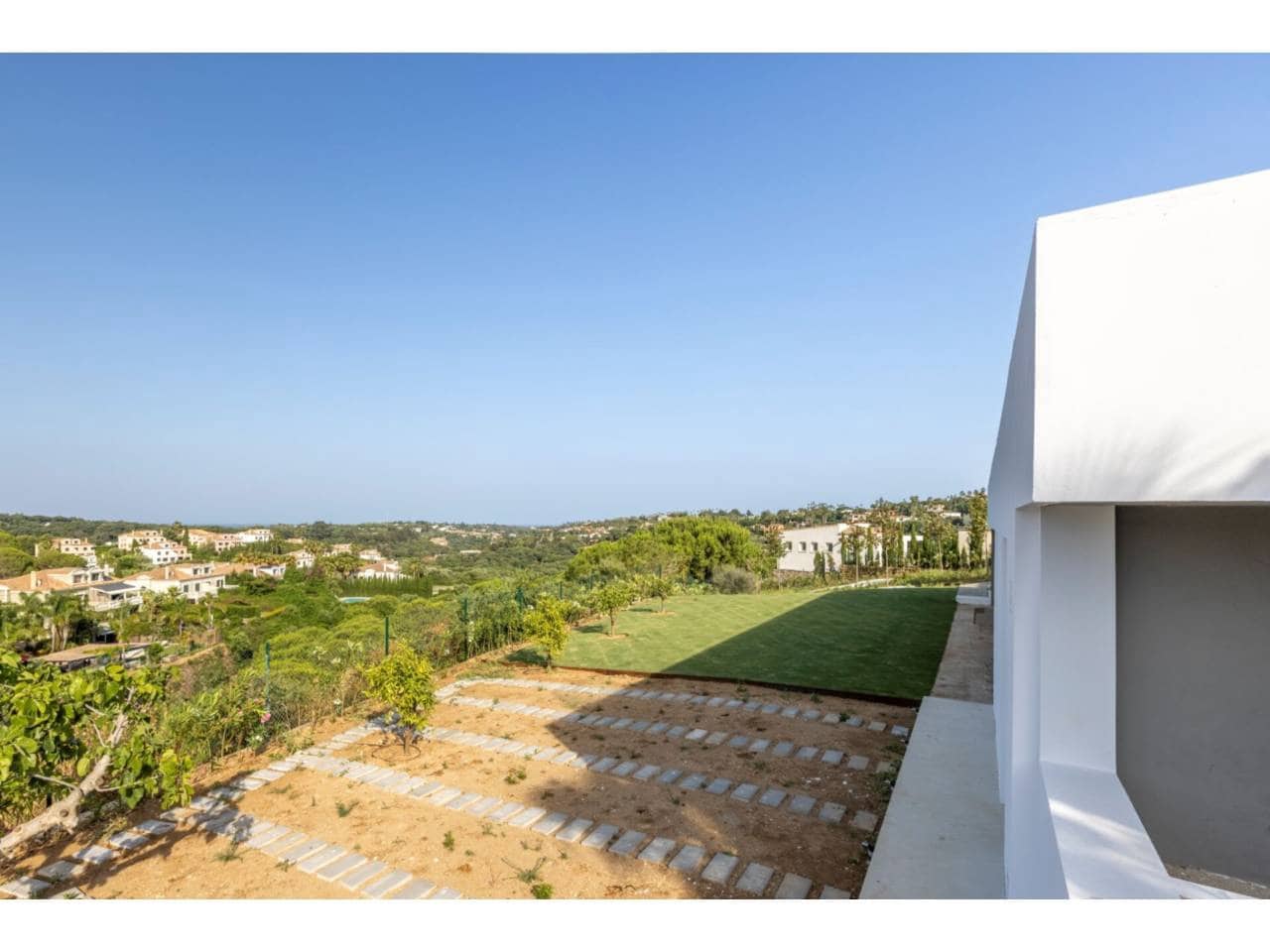 8 Zimmer Villa zu verkaufen in Sotogrande mit Pool Garage - 6.975.000 € (Ref: 8879301)