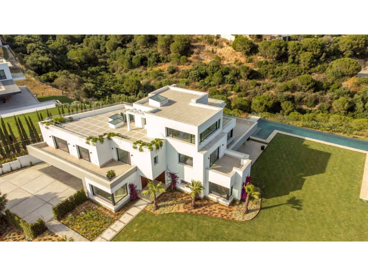 8 Zimmer Villa zu verkaufen in Sotogrande mit Pool Garage - 6.975.000 € (Ref: 8879301)