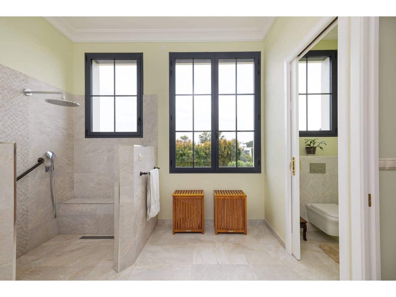 4 chambre Villa/Maison à vendre à Sotogrande avec piscine garage - 2 200 000 € (Ref: 8928365)