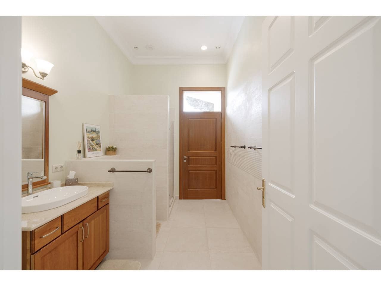 4 chambre Villa/Maison à vendre à Sotogrande avec piscine garage - 2 200 000 € (Ref: 8928365)