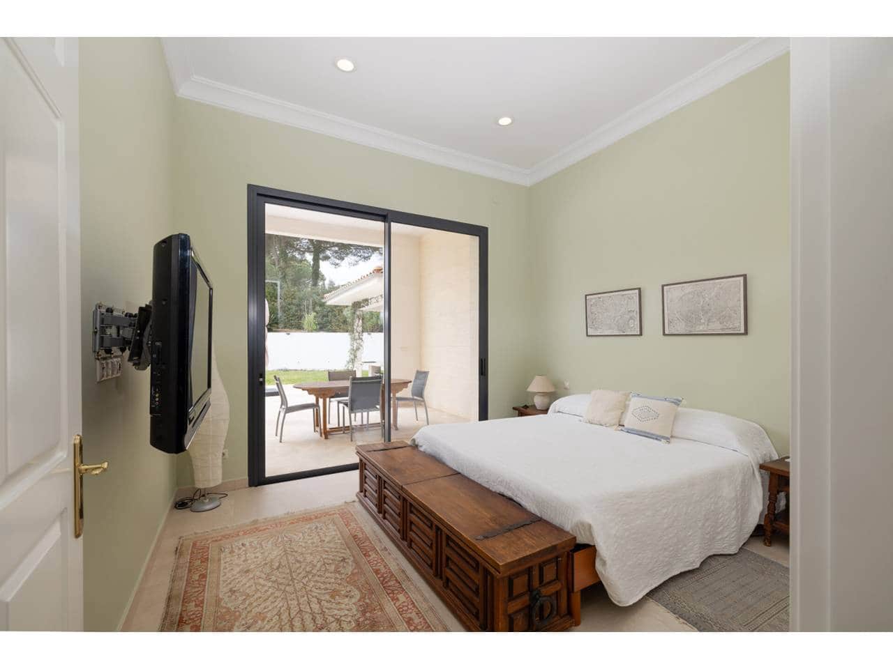 4 chambre Villa/Maison à vendre à Sotogrande avec piscine garage - 2 200 000 € (Ref: 8928365)