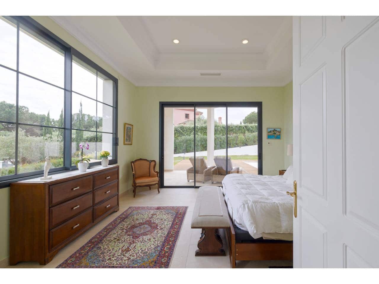 4 chambre Villa/Maison à vendre à Sotogrande avec piscine garage - 2 200 000 € (Ref: 8928365)