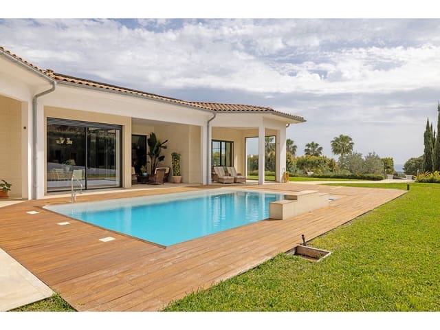 4 sypialnia Willa na sprzedaż w Sotogrande Alto, San Roque z basenem garażem - 2 200 000 € (Ref: 8928365)