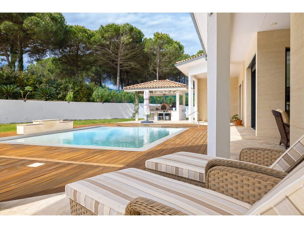 4 chambre Villa/Maison à vendre à Sotogrande avec piscine garage - 2 200 000 € (Ref: 8928365)