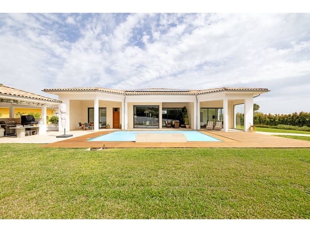 4 sypialnia Willa na sprzedaż w Sotogrande Alto, San Roque z basenem garażem - 2 200 000 € (Ref: 8928365)