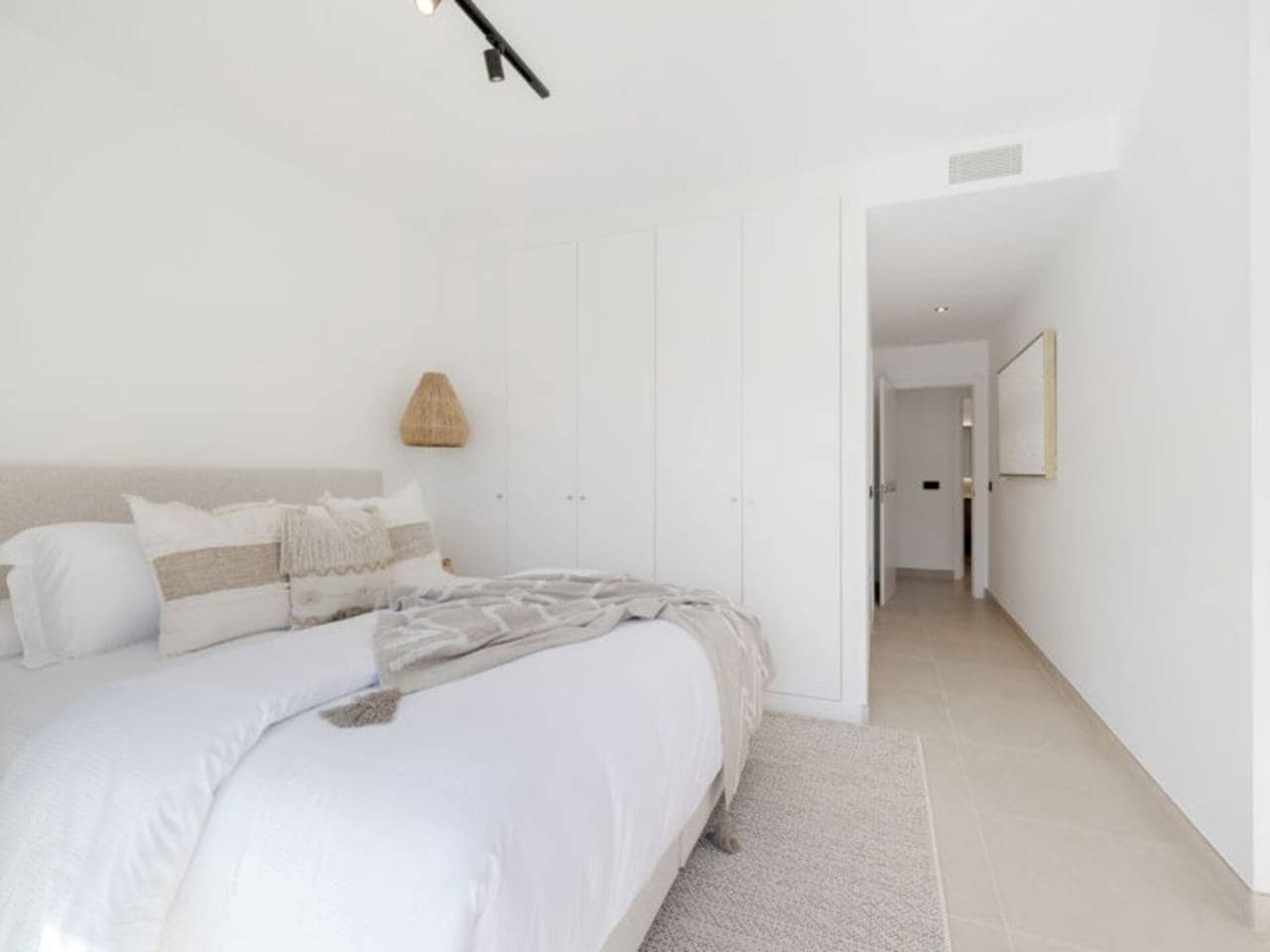 2 bedroom Apartment for sale in Casares with pool garage - € 340,000 (Ref: 8934723)