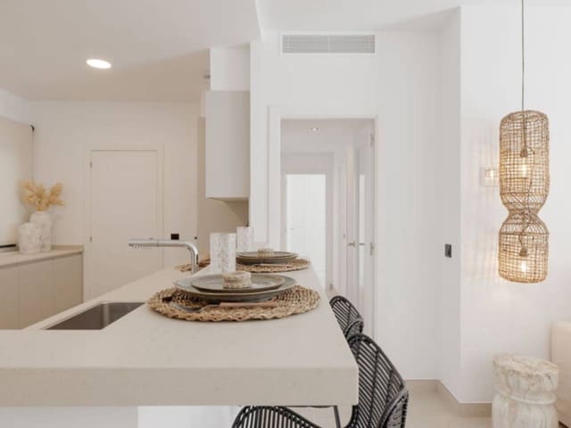 Apartamento de 2 habitaciones en Casares en venta con piscina garaje - 340.000 € (Ref: 8934723)