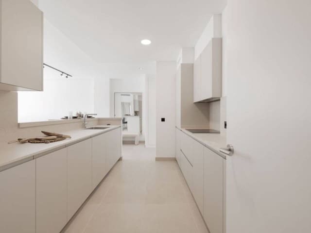 Apartamento de 2 habitaciones en Casares en venta con piscina garaje - 340.000 € (Ref: 8934723)