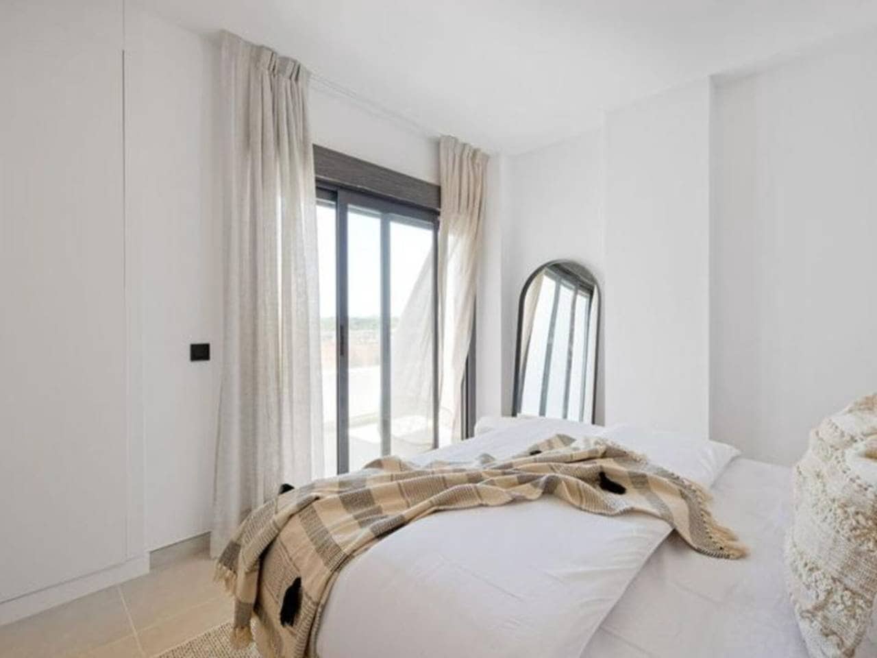 3 bedroom Penthouse for sale in Casares with pool garage - € 640,000 (Ref: 8936515)