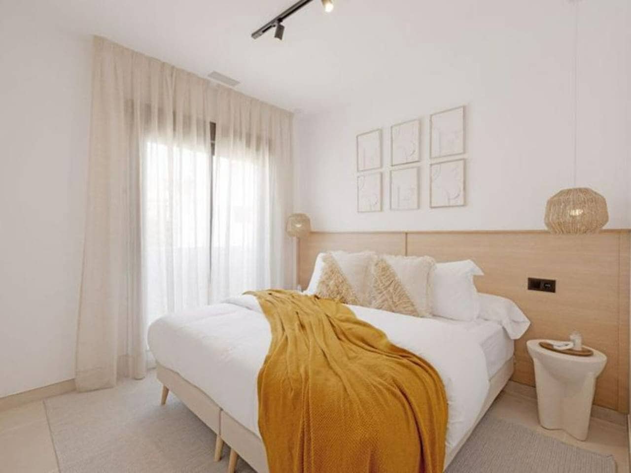 3 bedroom Penthouse for sale in Casares with pool garage - € 640,000 (Ref: 8936515)