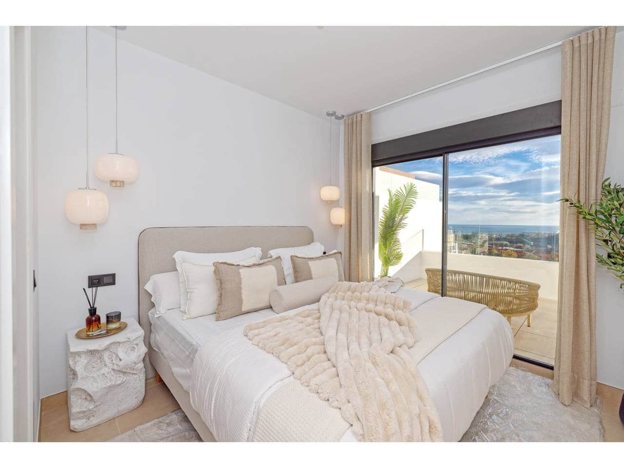 3 bedroom Apartment for sale in Casares with pool garage - € 787,600 (Ref: 8936516)