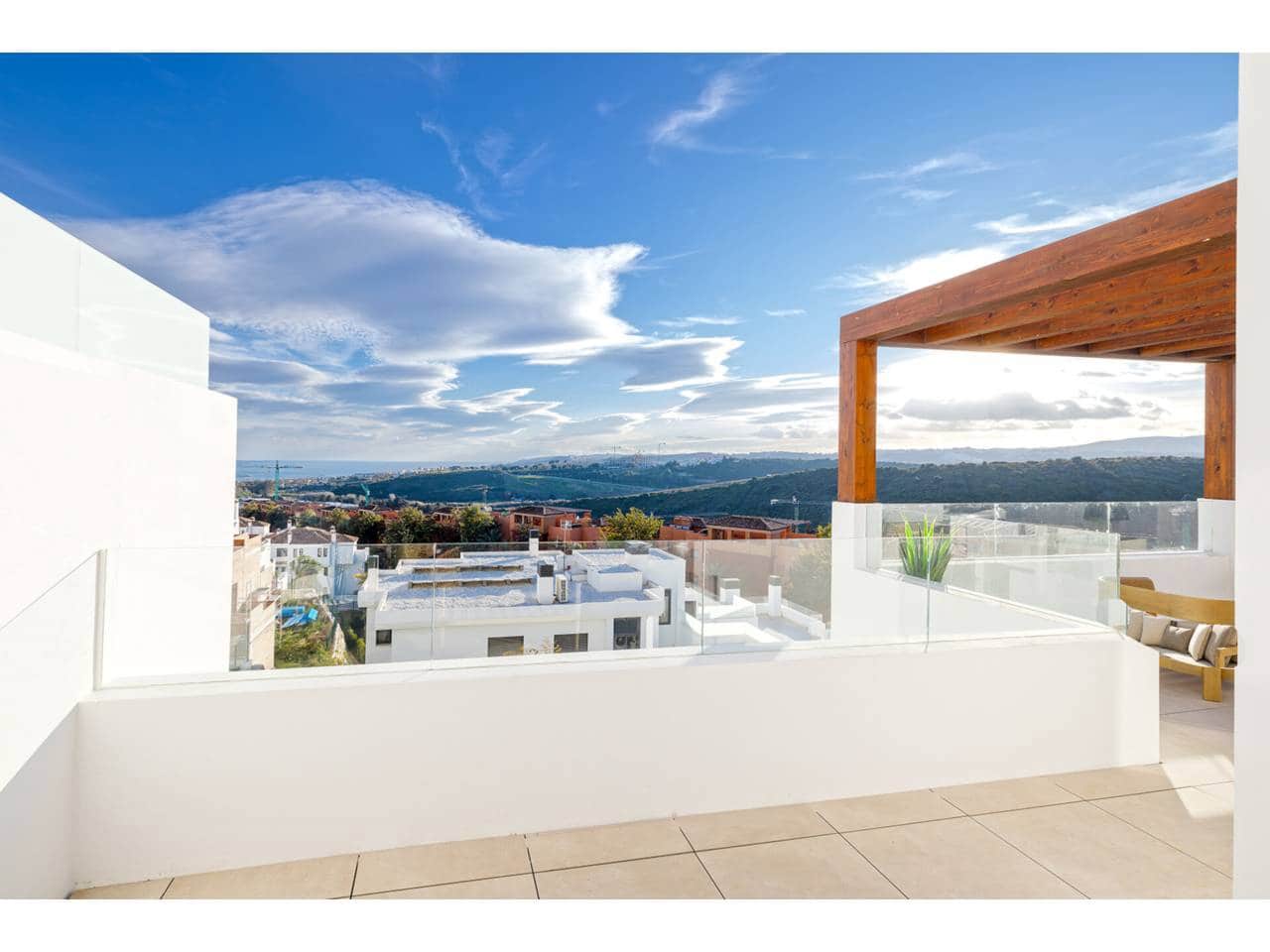 3 bedroom Apartment for sale in Casares with pool garage - € 787,600 (Ref: 8936516)