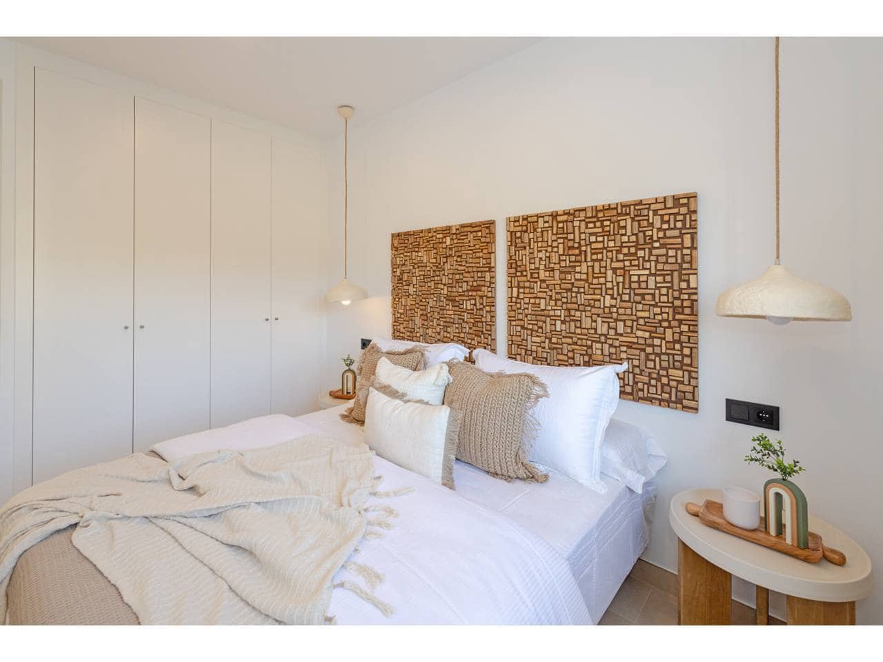 3 bedroom Apartment for sale in Casares with pool garage - € 787,600 (Ref: 8936516)