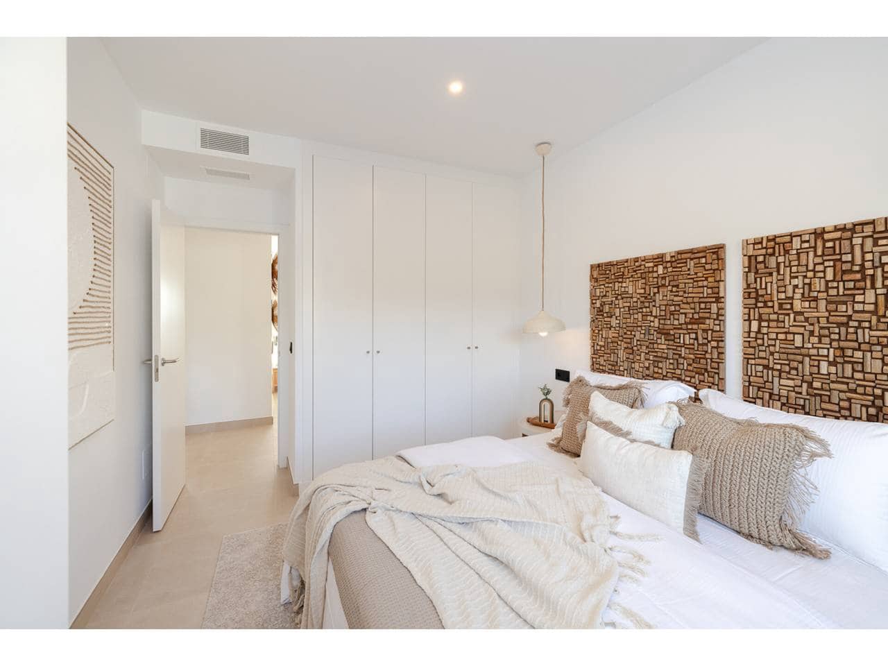 3 bedroom Apartment for sale in Casares with pool garage - € 787,600 (Ref: 8936516)