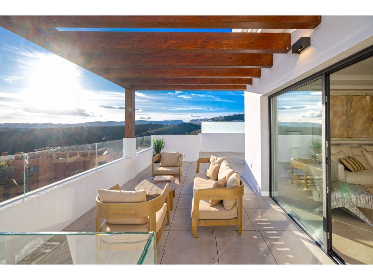 3 bedroom Apartment for sale in Casares with pool garage - € 787,600 (Ref: 8936516)