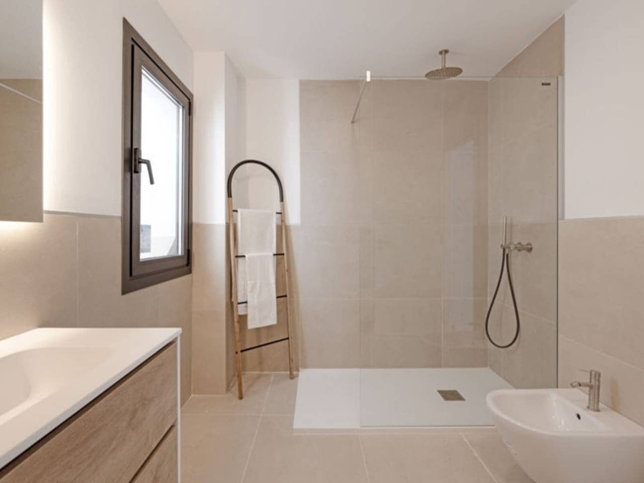 3 Zimmer Apartment zu verkaufen in Casares mit Pool Garage - 670.000 € (Ref: 8936517)