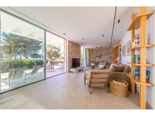 5 bedroom Villa for sale in Tarifa with pool garage - € 4,350,000 (Ref: 8940819)