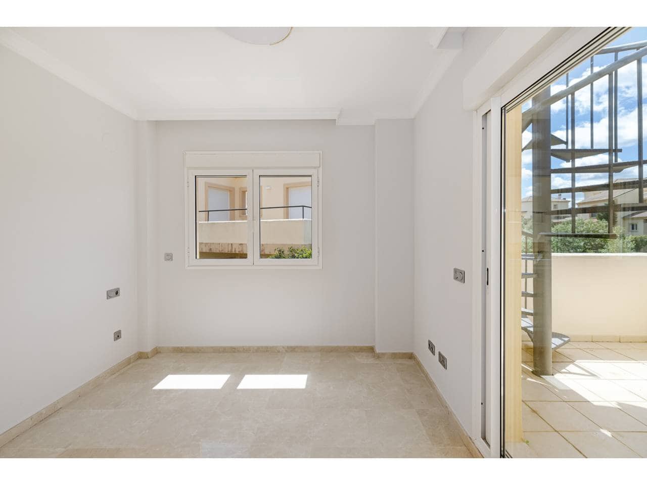 3 camera da letto Casa in vendita in Sotogrande con piscina garage - 570.000 € (Rif: 8952476)