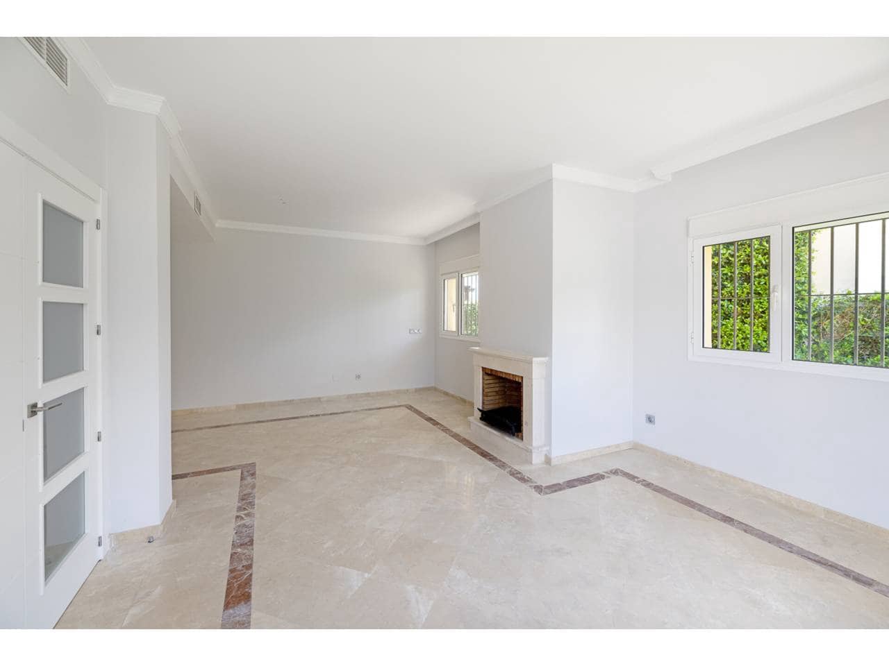 3 camera da letto Casa in vendita in Sotogrande con piscina garage - 570.000 € (Rif: 8952476)